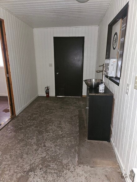 More Photos Of 3127 Santa Monica Blvd, Santa Monica Freestanding For Lease
