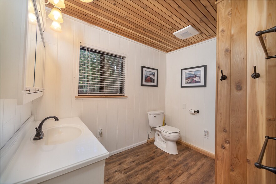 More Photos Of E3220 and E3218 State Highway M 28, Au Train Specialty For Sale