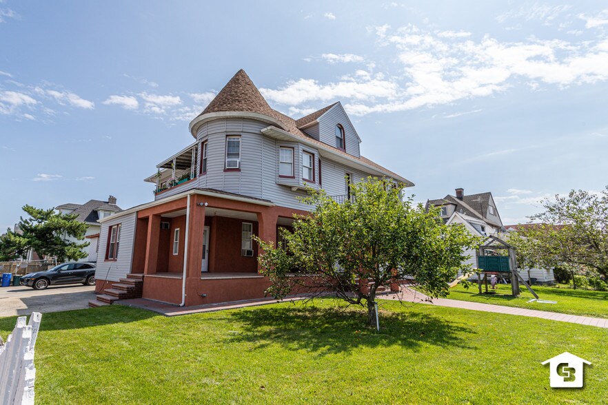 Primary Photo Of 3815 Sea Gate Ave, Brooklyn Apartments For Sale