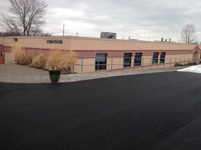 More Photos Of 2112 Erie Blvd E, Syracuse Office For Sale