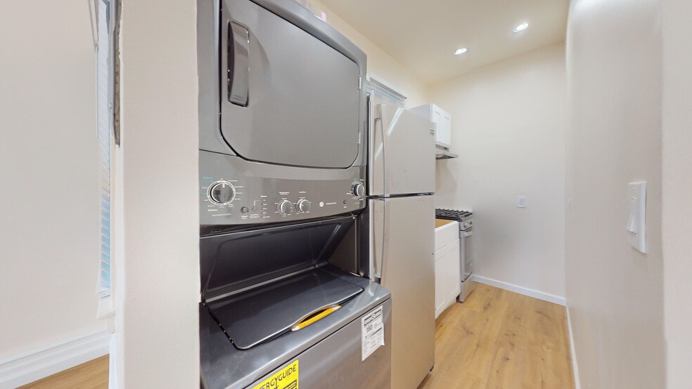 More Photos Of 1520 Leavenworth St, San Francisco Apartments For Sale