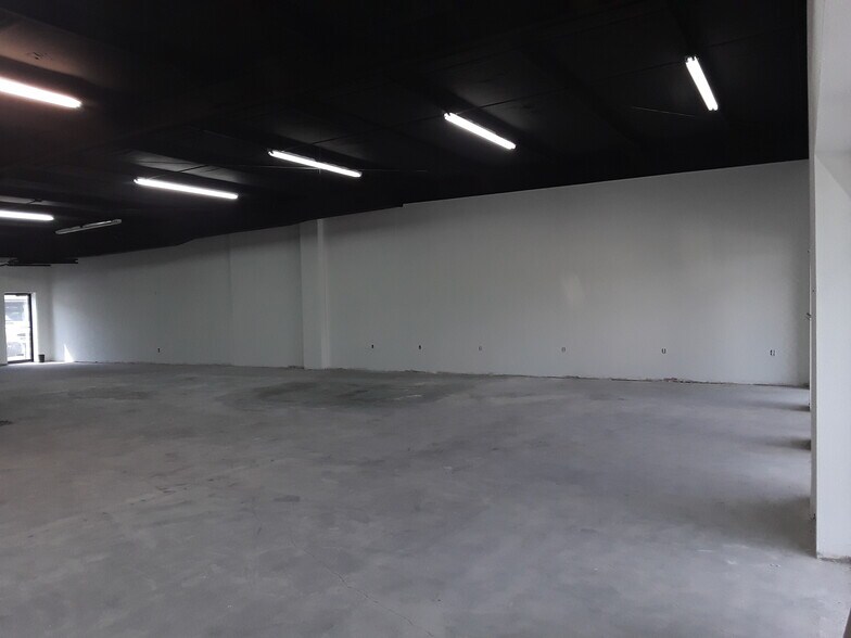 More Photos Of 3315 Spring Cypress Rd, Spring Unknown For Lease