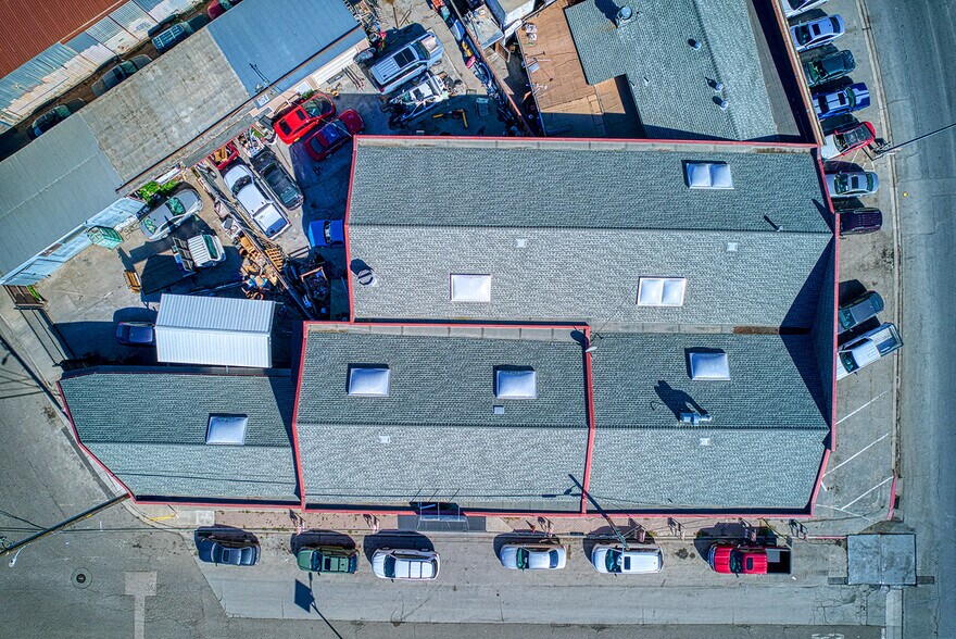 More Photos Of 74-82 Porter Dr, Watsonville Warehouse For Sale