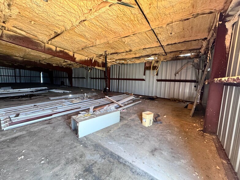 More Photos Of 5029 Old Jacksboro Hwy, Wichita Falls Specialty For Lease