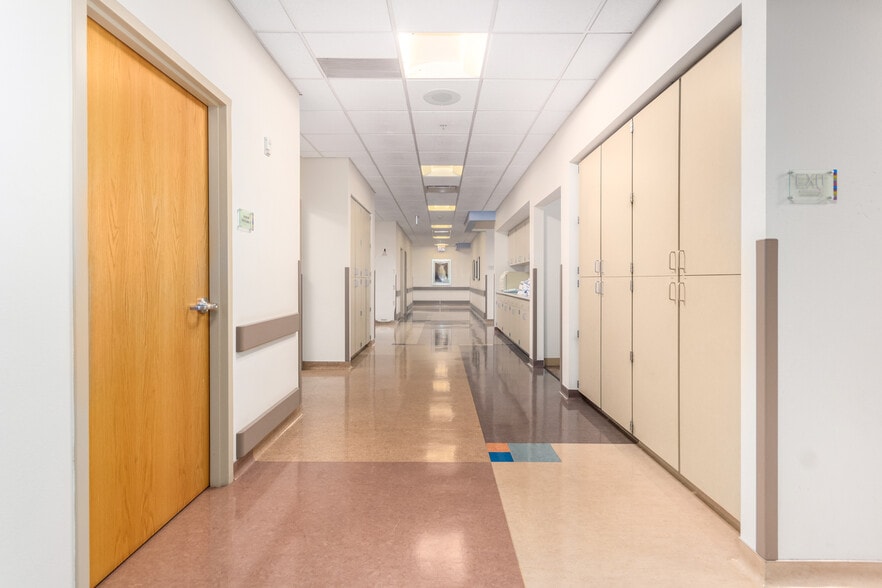 More Photos Of 3090 N 3rd Ave, Phoenix Medical For Sale