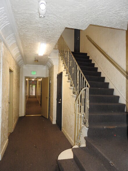 More Photos Of 5617 La Mirada Ave, Los Angeles Apartments For Sale