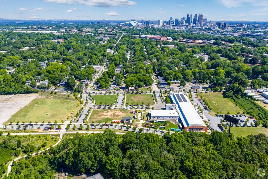 More Photos Of 352 University Ave SW, Atlanta Land For Lease