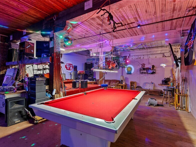 More Photos Of 1223 New York Ave, Sheboygan Industrial For Sale