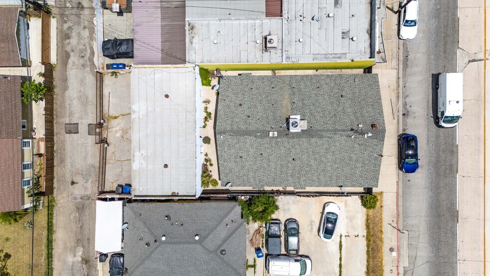 More Photos Of 13175 Paramount Blvd, South Gate Office For Sale