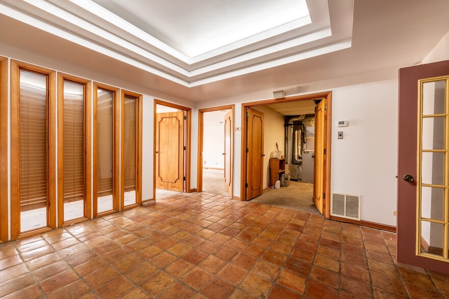 More Photos Of 3519 Bigelow Blvd, Pittsburgh Office For Sale