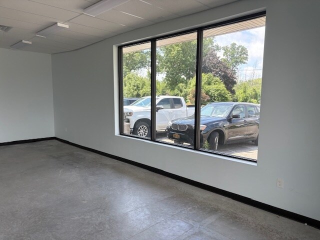 More Photos Of 7711 Porter Rd, Niagara Falls Medical For Lease