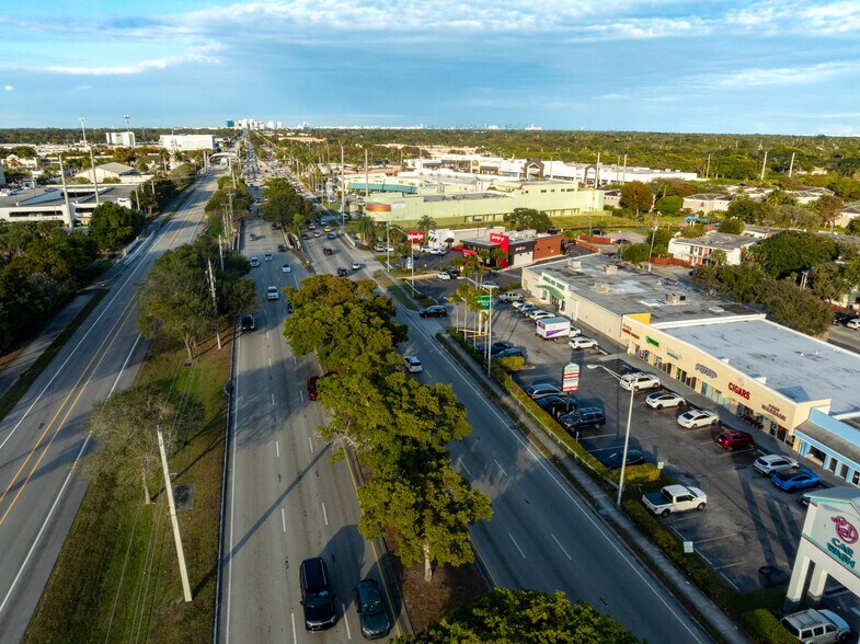 More Photos Of 13981 S Dixie Hwy, Miami Unknown For Lease