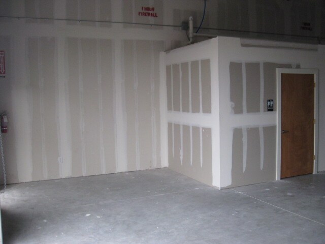 More Photos Of 301 Cedar Ave, McAllen Warehouse For Lease