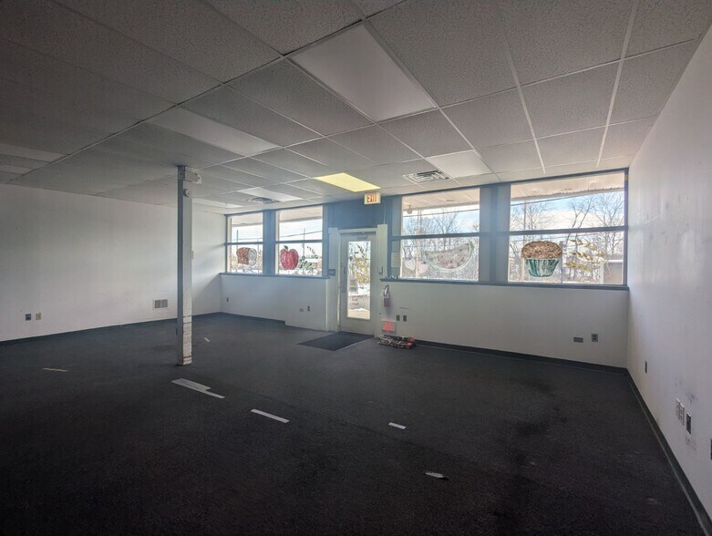 More Photos Of 3938 Ridge Pike, Collegeville Land For Lease