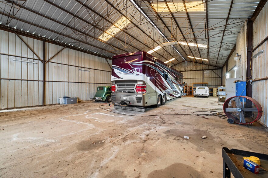 More Photos Of 5678 FM 1249 E, Kilgore Industrial For Sale