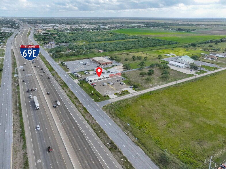 More Photos Of 801 Zillock Rd, San Benito Storefront For Sale