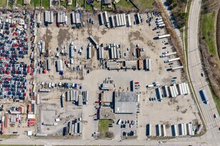 More Photos Of 2700 Central Ave, Windsor Distribution For Sale