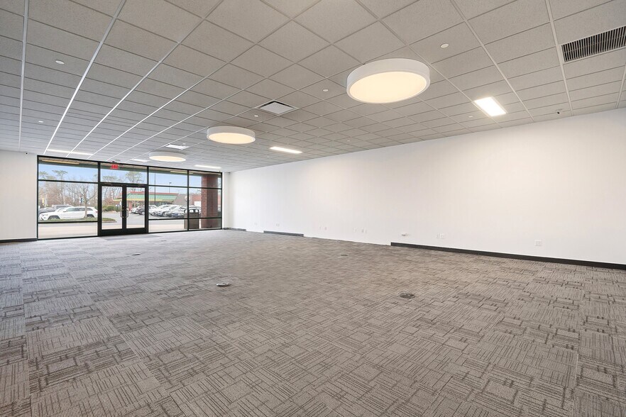 More Photos Of 912 W Bay Ave, Barnegat Storefront For Lease