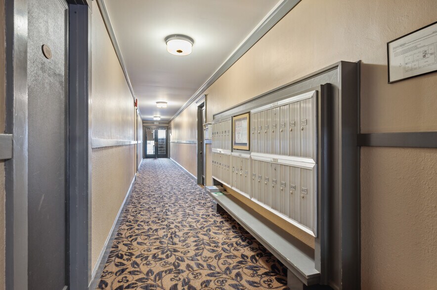 More Photos Of 605 E Denny Way, Seattle Apartments For Sale