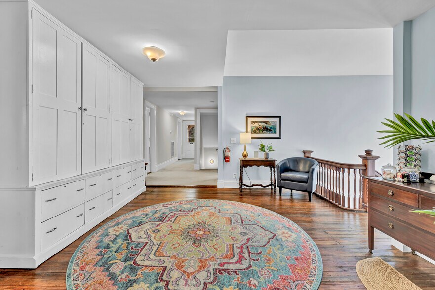 More Photos Of 412 S 3rd St, Wilmington Hospitality For Sale