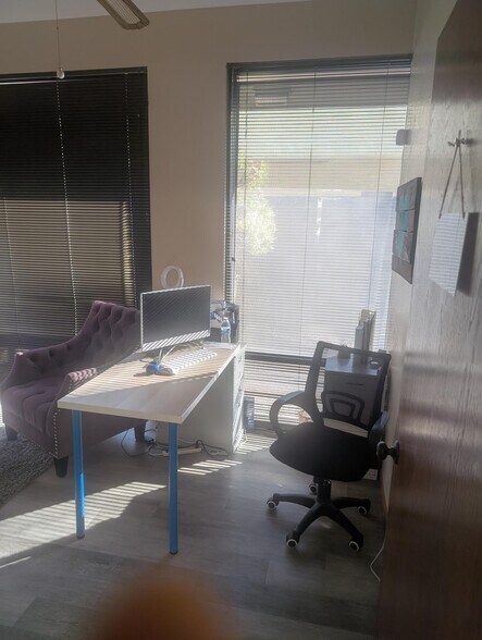 More Photos Of 1615 E Warner Rd, Tempe Medical For Lease