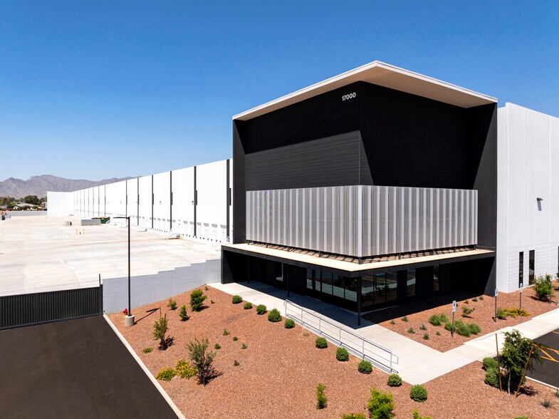 More Photos Of NWC of Route 303 & W Glendale Avenue, Litchfield Park Unknown For Lease