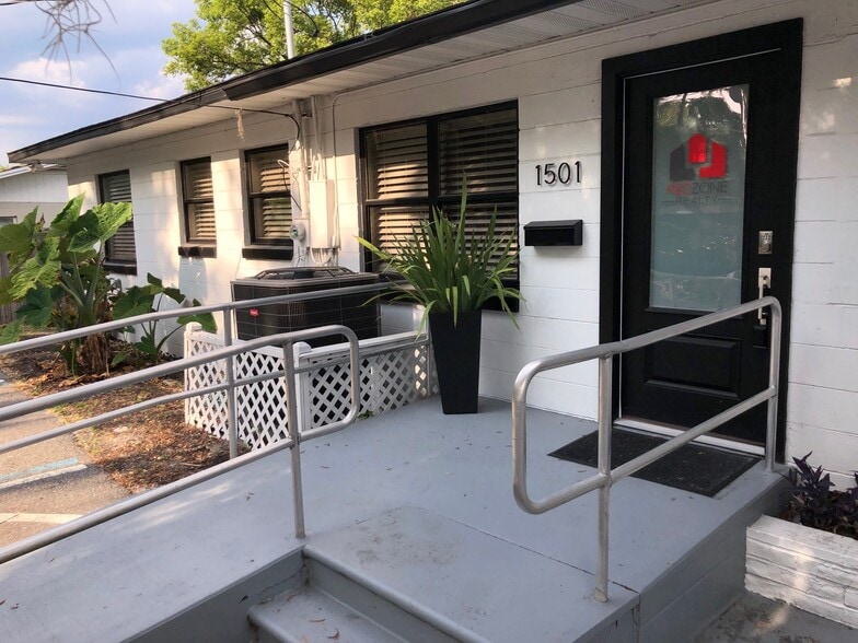 More Photos Of 1501 W Fairbanks Ave, Winter Park Freestanding For Lease