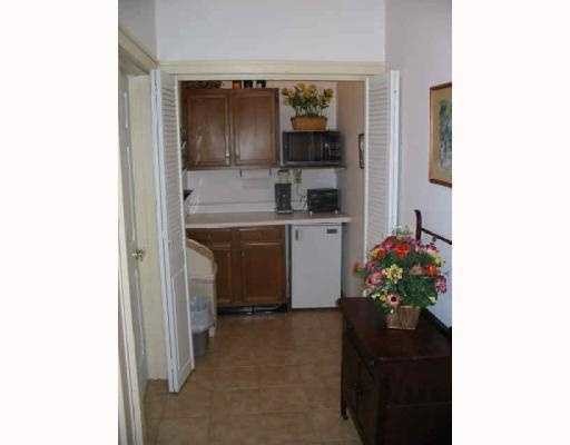 More Photos Of 142 Oak Tree Ave, South Plainfield Office For Lease