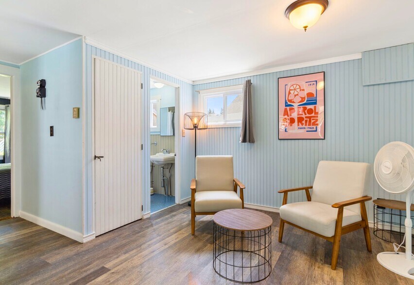 More Photos Of 773 Post Rd, Wells Hotel For Sale