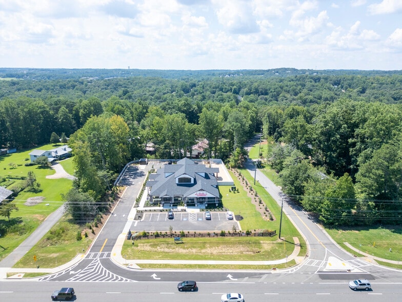 More Photos Of 2610 Buford Highway, Cumming Freestanding For Lease