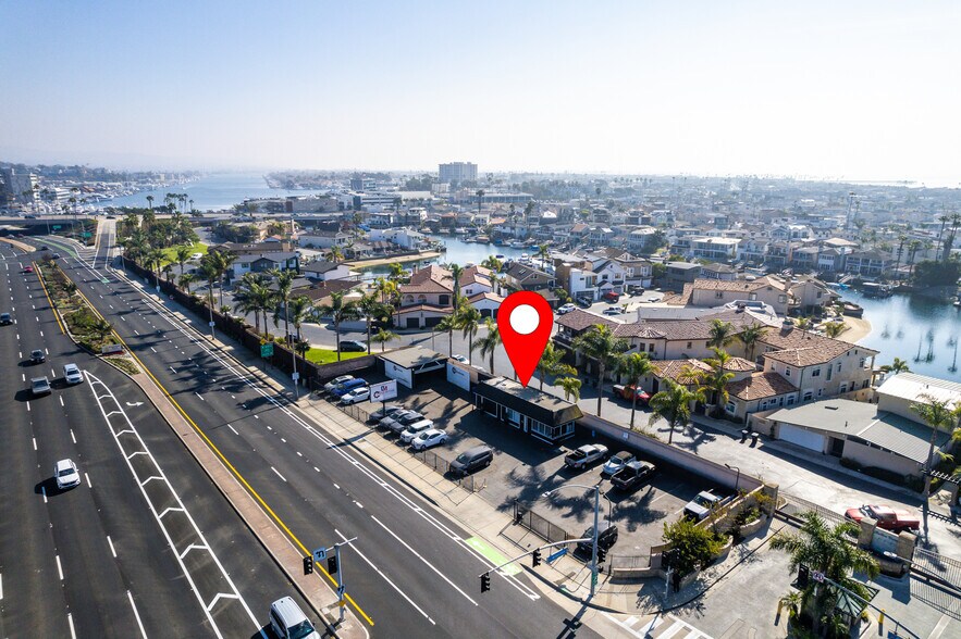 More Photos Of 3939 W Coast Hwy, Newport Beach Freestanding For Lease