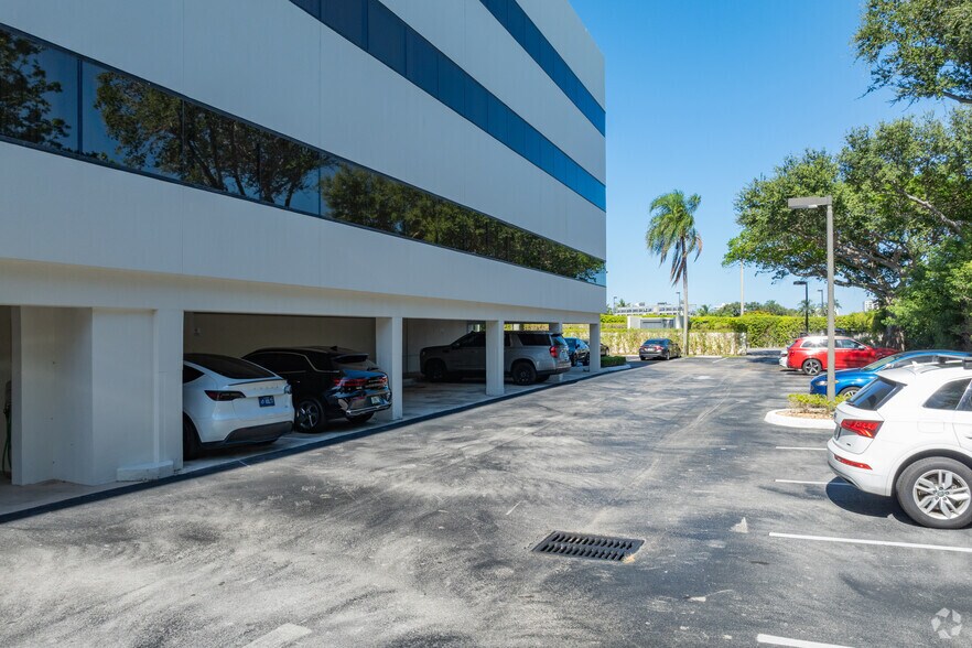 More Photos Of 8000 N Federal Hwy, Boca Raton Medical For Sale