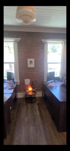 More Photos Of 437-439 Main St, Placerville Storefront Retail Office For Lease