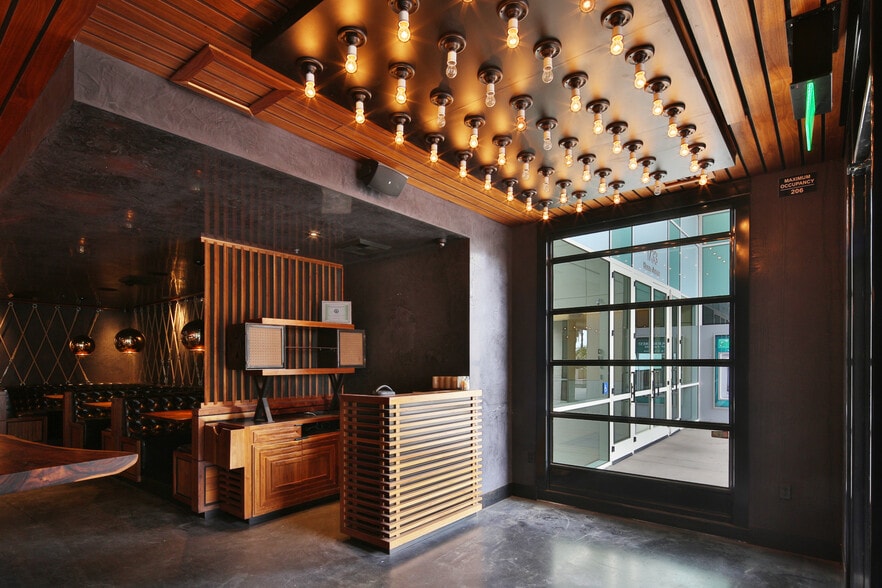 Primary Photo Of 1733 Ocean Ave, Santa Monica Office For Lease