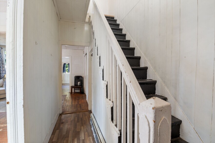 More Photos Of 140 Green St, Somersworth Apartments For Sale