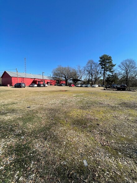 More Photos Of 2507 W 7th St, Texarkana Truck Terminal For Sale