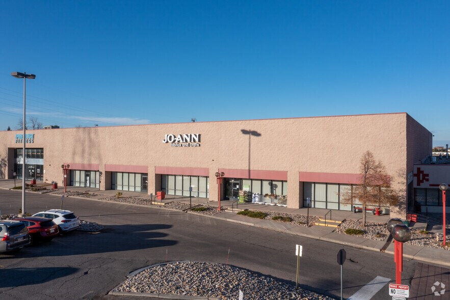 More Photos Of 13801-14157 E Exposition Ave, Aurora General Retail For Sale