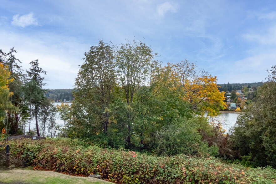 More Photos Of 19679 Front St, Poulsbo Office For Sale