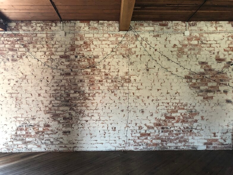 More Photos Of 310 E Third St, Winston-Salem Office Residential For Sale