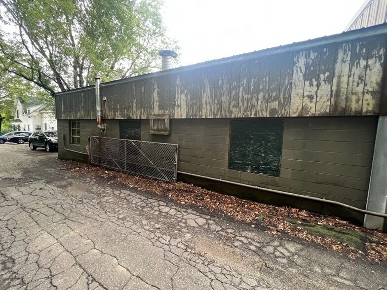 More Photos Of 46 Gile St, Haverhill Refrigeration Cold Storage For Sale