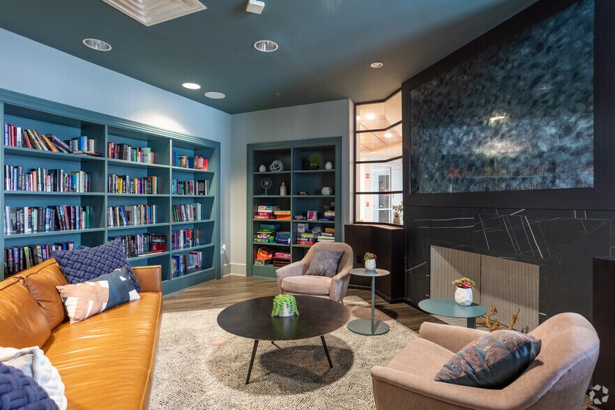 More Photos Of 900 E Six Forks Rd, Raleigh Apartments For Lease