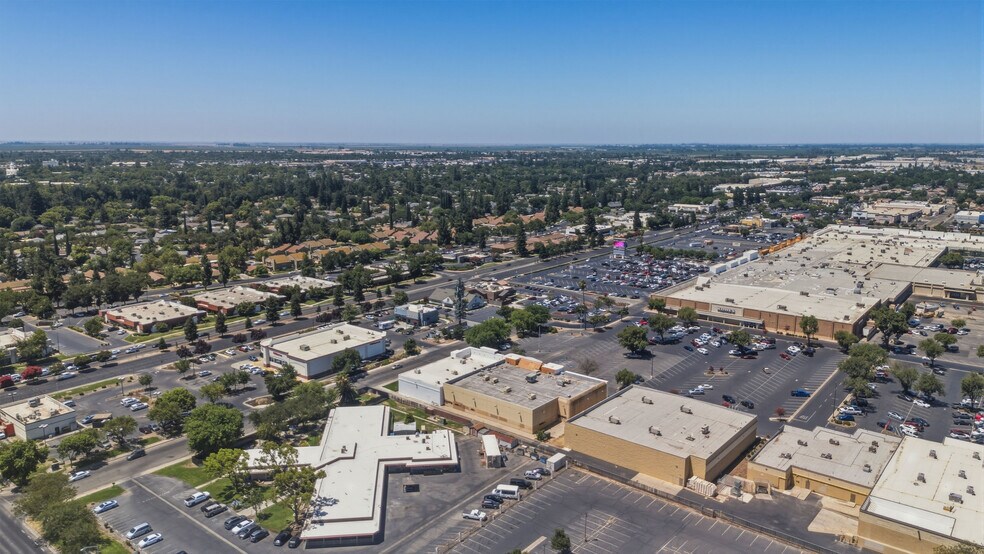 More Photos Of 645 Fairfield Dr, Merced Unknown For Lease