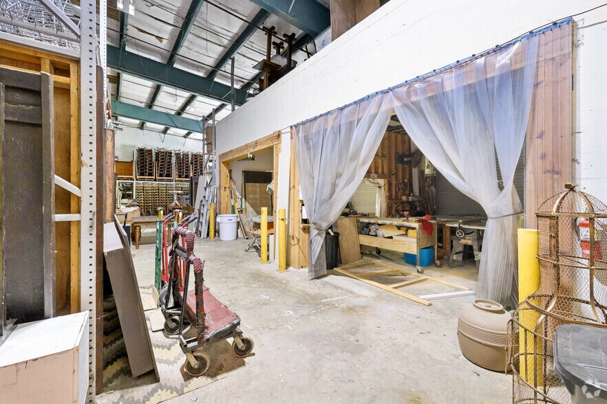 More Photos Of 7501 E 15th St, Sarasota Land For Lease