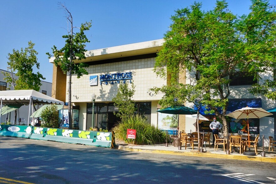 Primary Photo Of 2347-2351 Honolulu Ave, Montrose Office For Lease