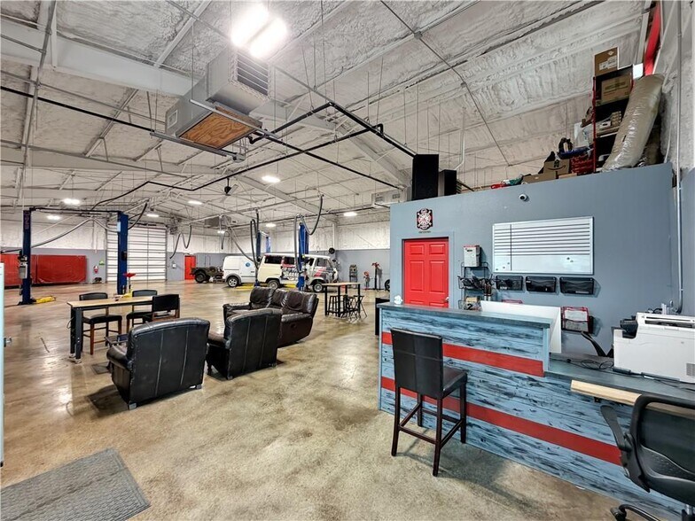 More Photos Of 428 Anchor St, Corpus Christi Industrial For Lease