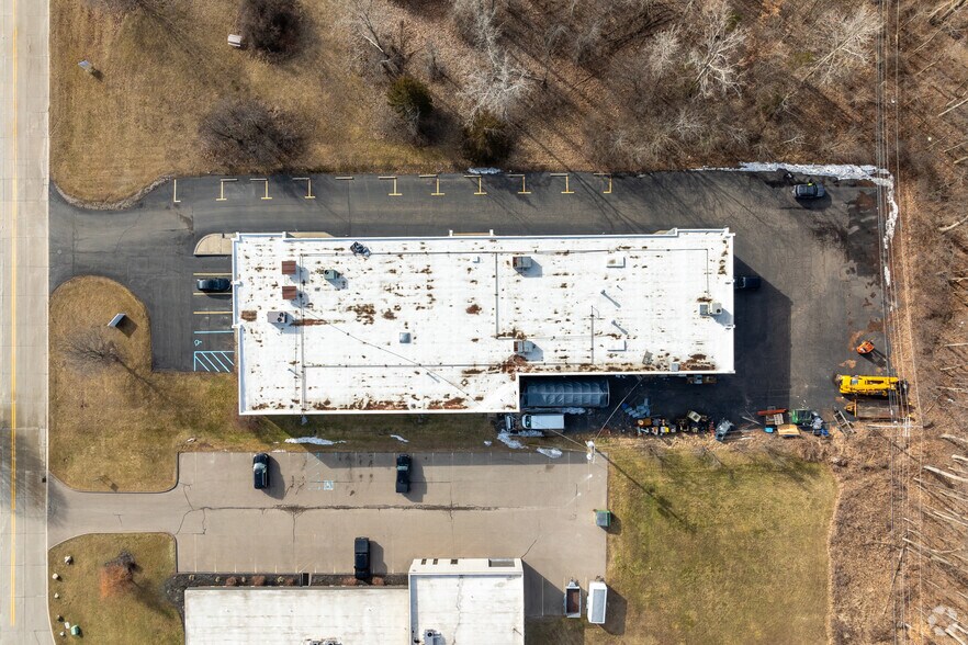 More Photos Of 22755-22759 Heslip Dr, Novi Industrial For Sale