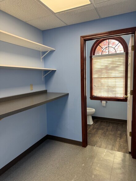 More Photos Of 514 Pellis Rd, Greensburg Medical For Lease