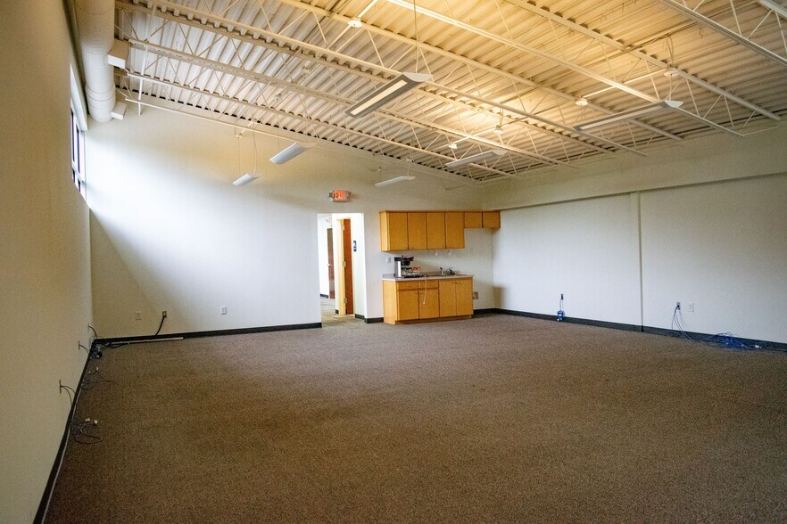 More Photos Of 951 Heather Park Dr, Garner Office For Lease