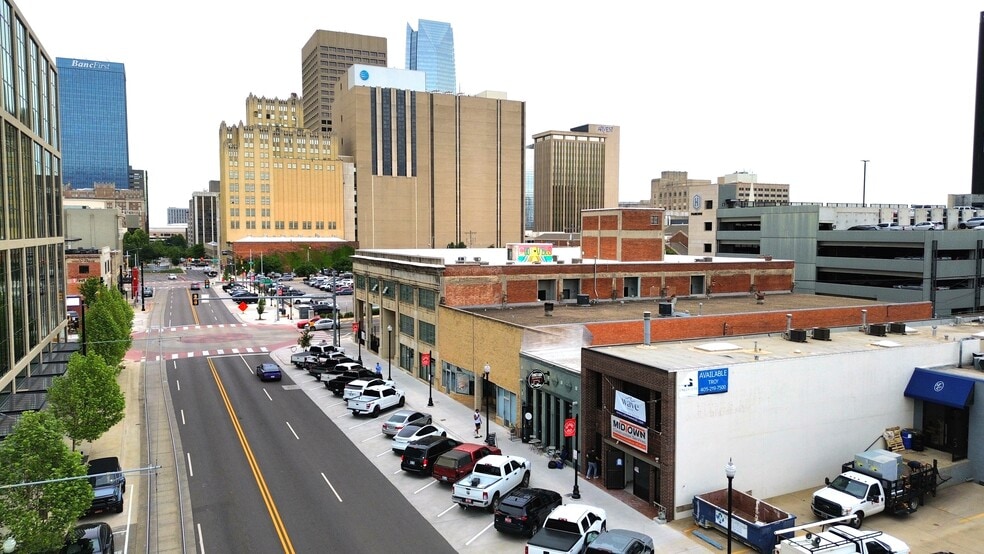 More Photos Of 607 N Broadway Ave, Oklahoma City Office For Sale