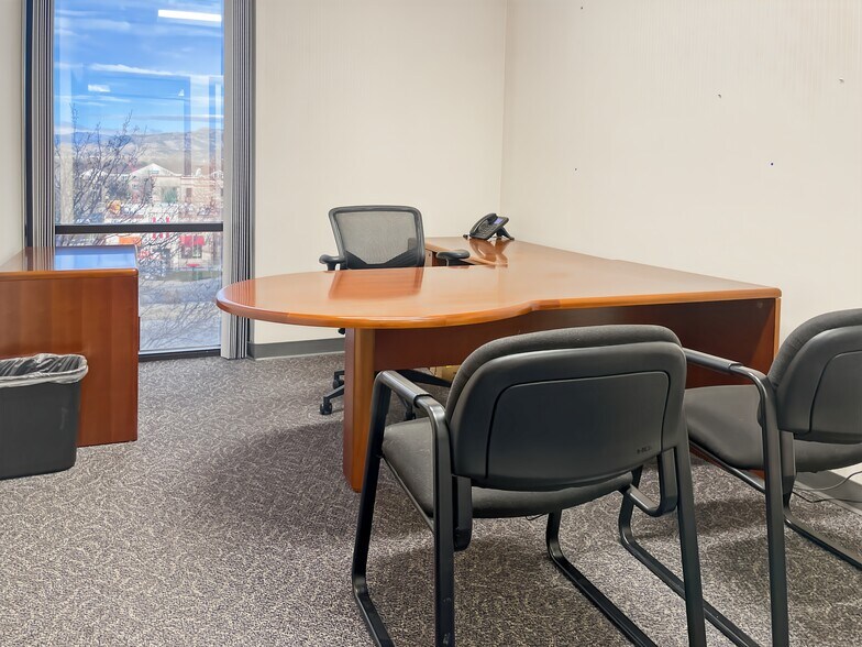 More Photos Of 155 E Boardwalk Dr, Fort Collins Coworking Space